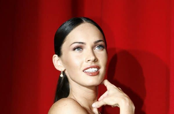 12 Amazing Celebrities With Blue Eyes