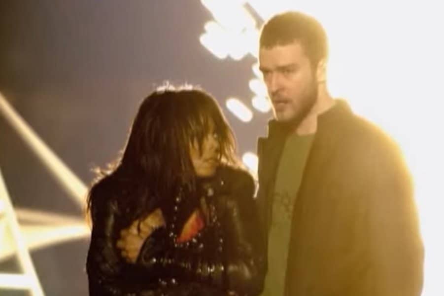 12 Wardrobe Malfunctions That Actors Still Regret