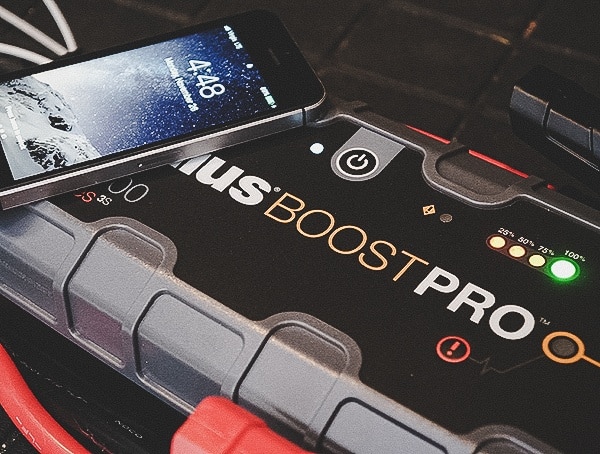 12v 2 1 Amps Noco Gb150 Review Charging Iphone With Power Pack