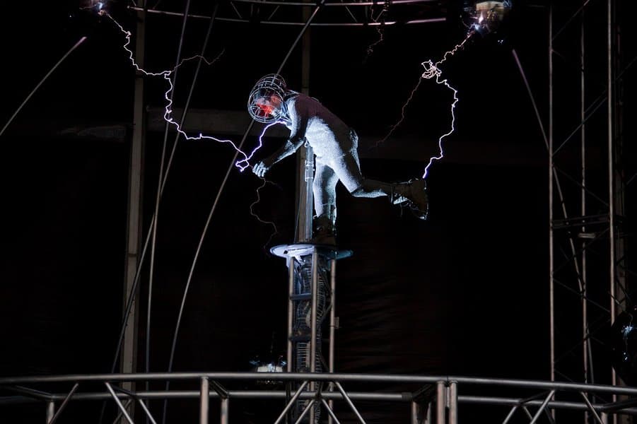 19 Spellbinding Shows About Magic