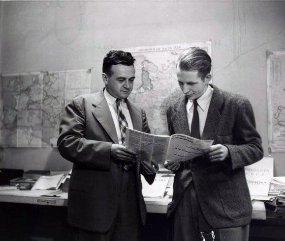 1950s Fashion Mens Suit And Tie