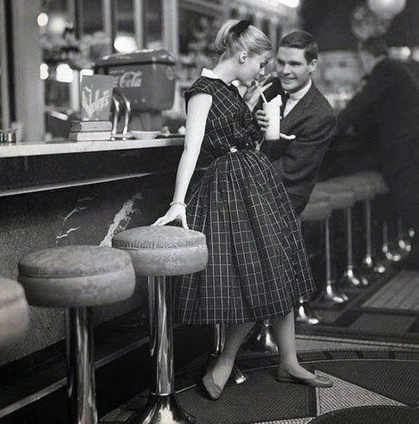 1950s Young Mens Fashion For Date Nights