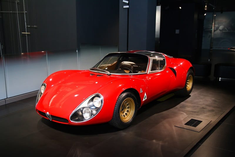 1967-Alfa-Romeo-33-Stradale