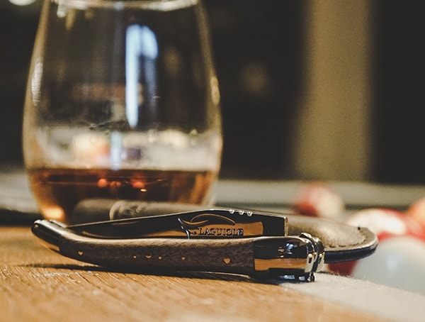 1d1kw Laguiole Honre Durand Knives Review On Pool Table