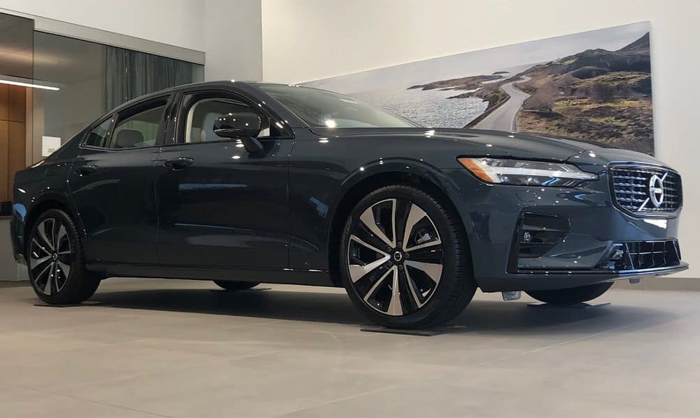2022 Volvo s60
