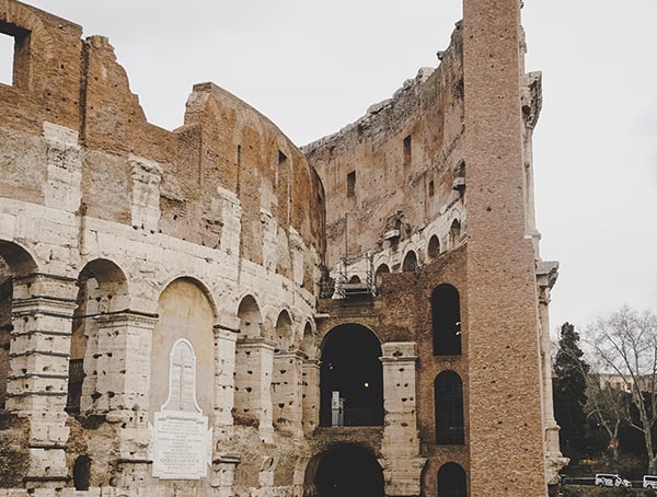 3 Tiered Roman Amphitheater Colosseum