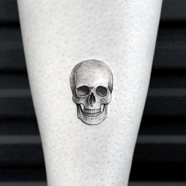 3d Realistic Tiny Skull Mens Small Tattoo Designs