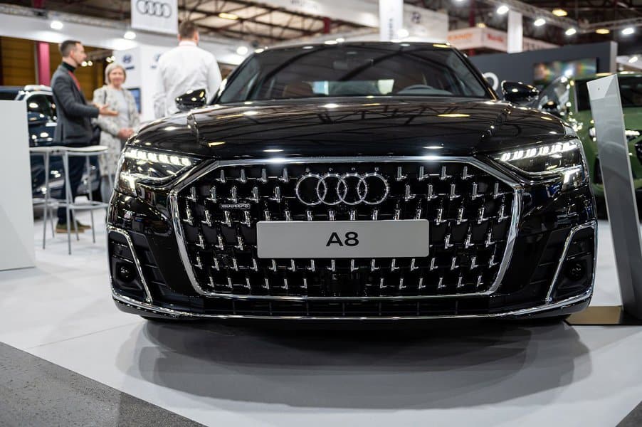 2022 Audi A8