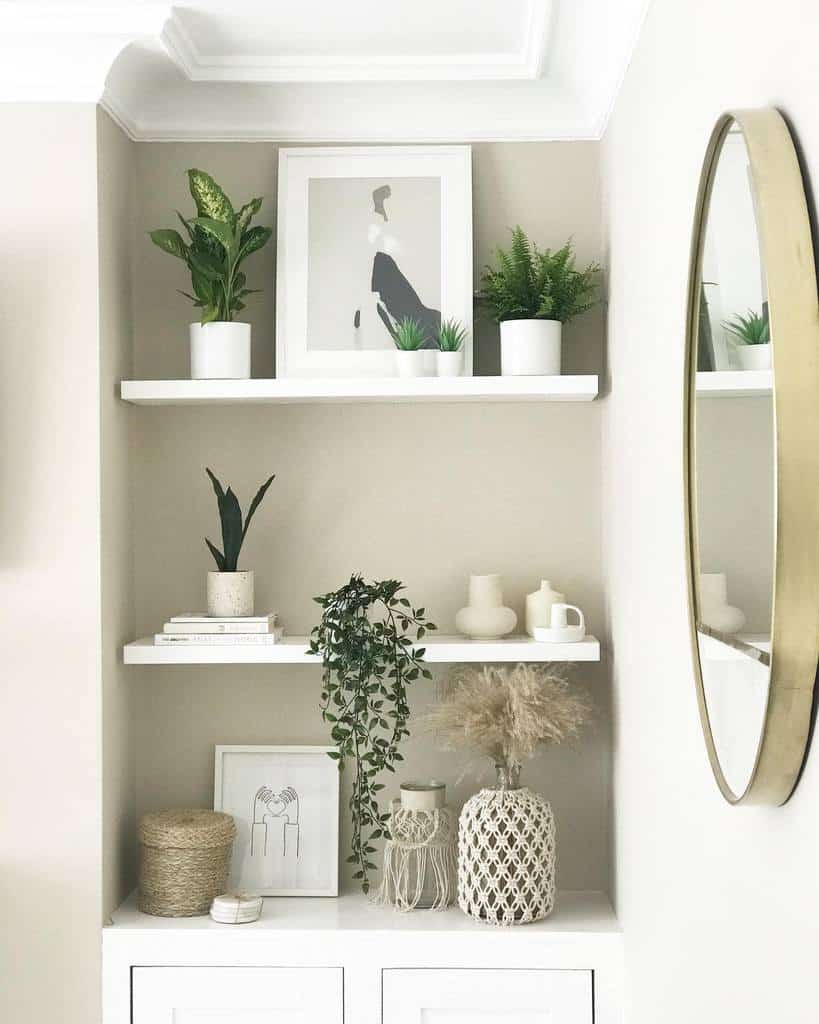 recessed bathroom shelving