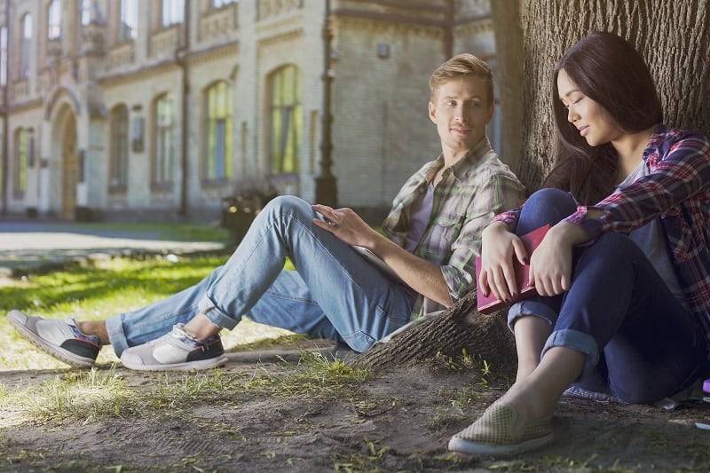 Be-Honest-About-Your-Feelings-To-Get-Your-Crush-To-Like-You-Back