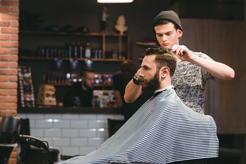 Become-a-Barber-Best-Hobbies-For-Men-In-Their-20s
