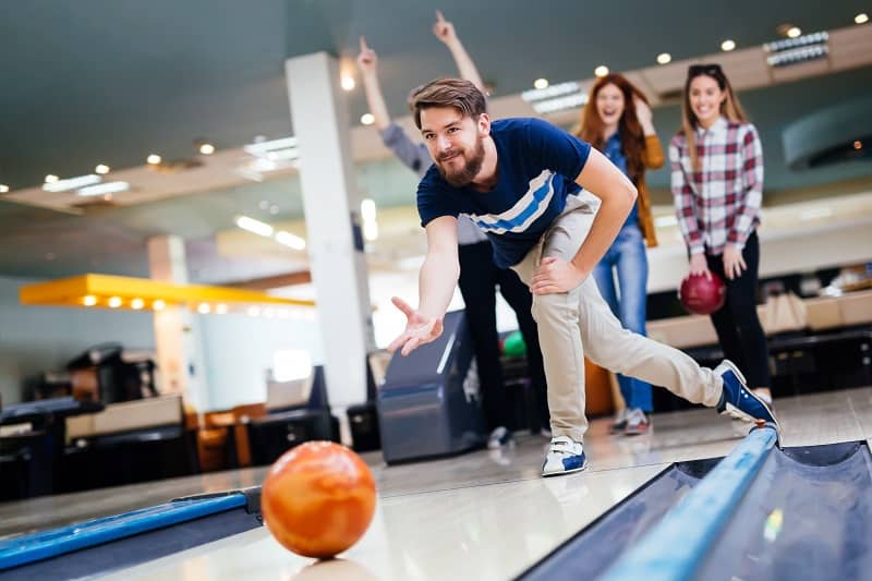 Bowling-Hobbies-For-Men