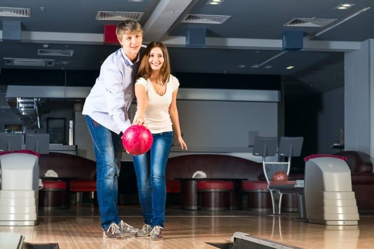 Bowling-Valentines-Day-Date-Ideas