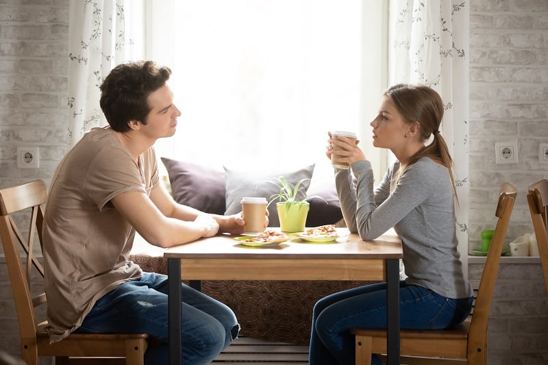 Brush-Up-on-Current-Events-On-First-Date