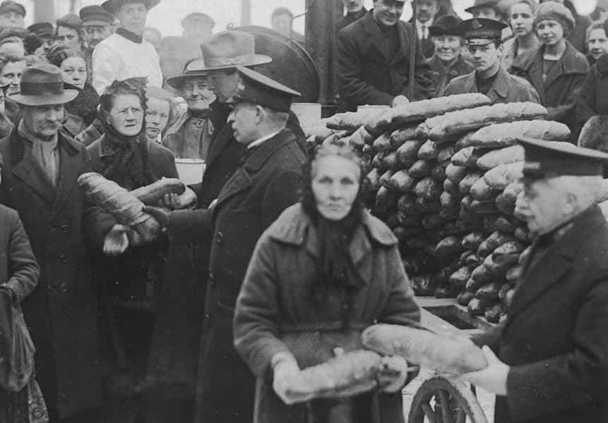 Christmas Ban in New England