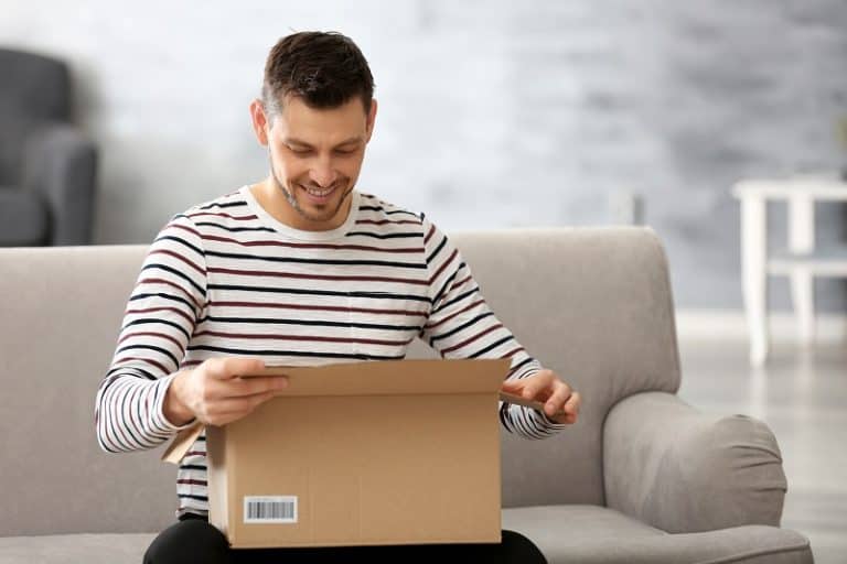 Clothing-Subscription-Boxes-for-Men