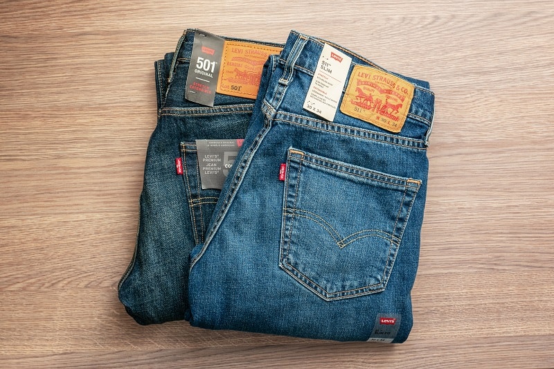Differences-Between-Levis-501-and-Levis-505