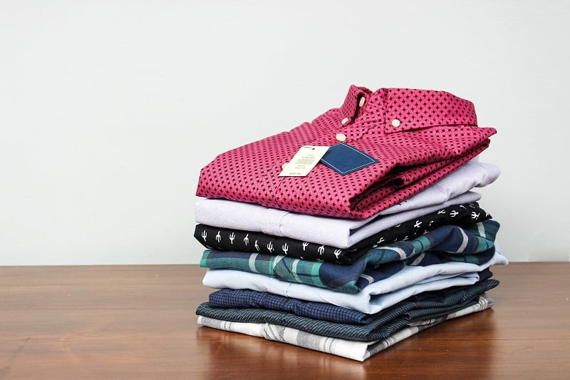 Differences-Between-a-Dress-Shirt-and-a-Casual-Shirt