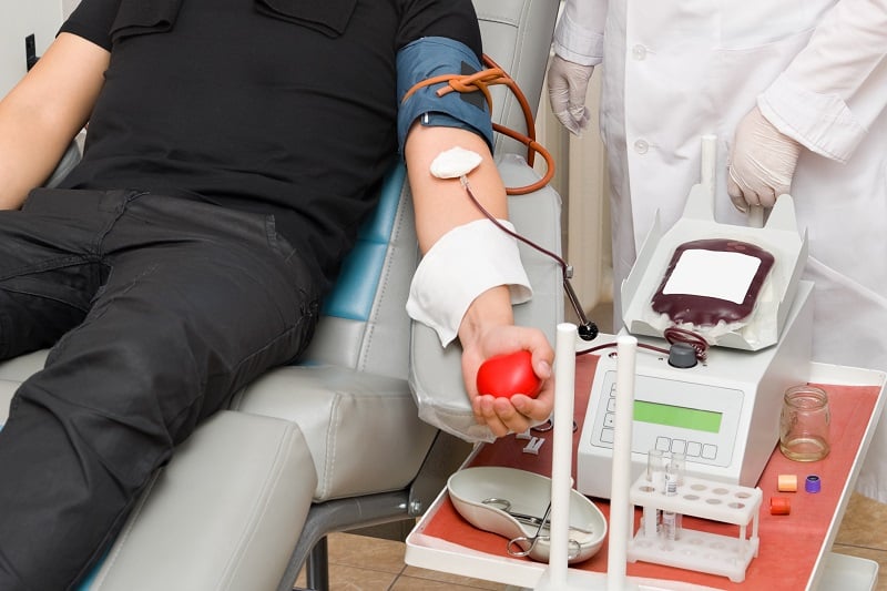 Donate-Bodily-Fluids-or-Organs-Sweet-Side-Hustles-for-Men