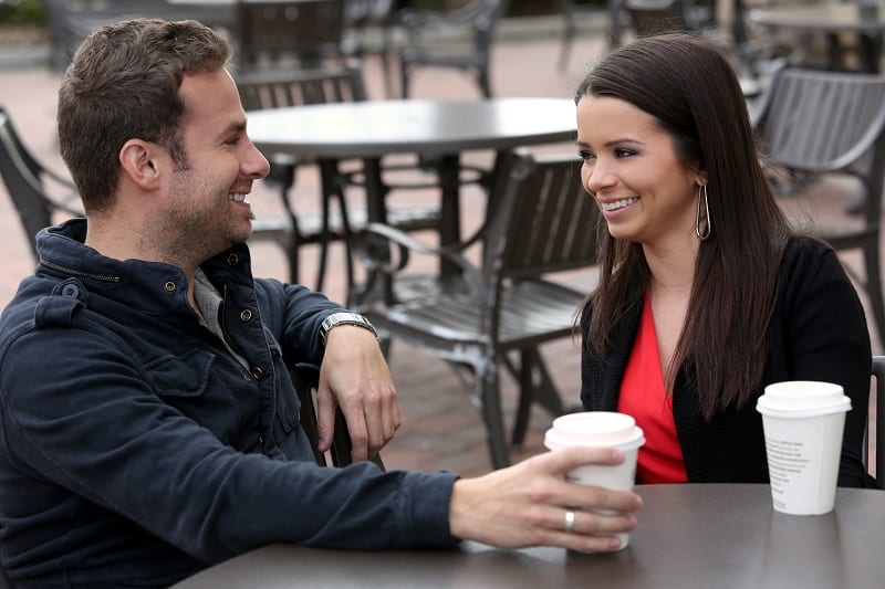 Dont-Overshare-On-Your-First-Date