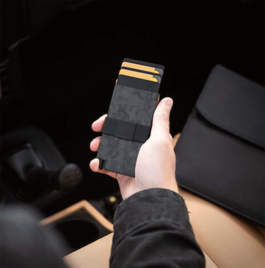 Ekster Wallet Push Button Card Ejector