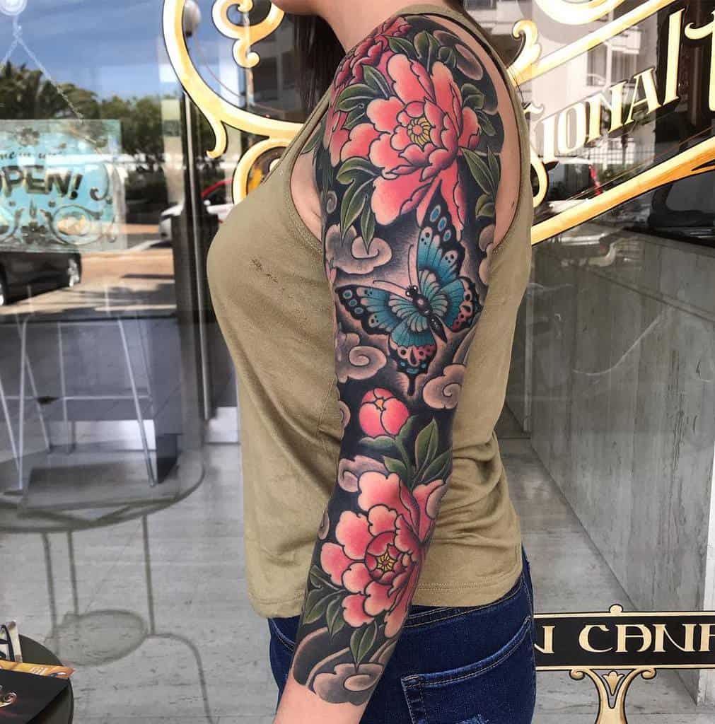 Floral 34 sleeve tattooleolauro