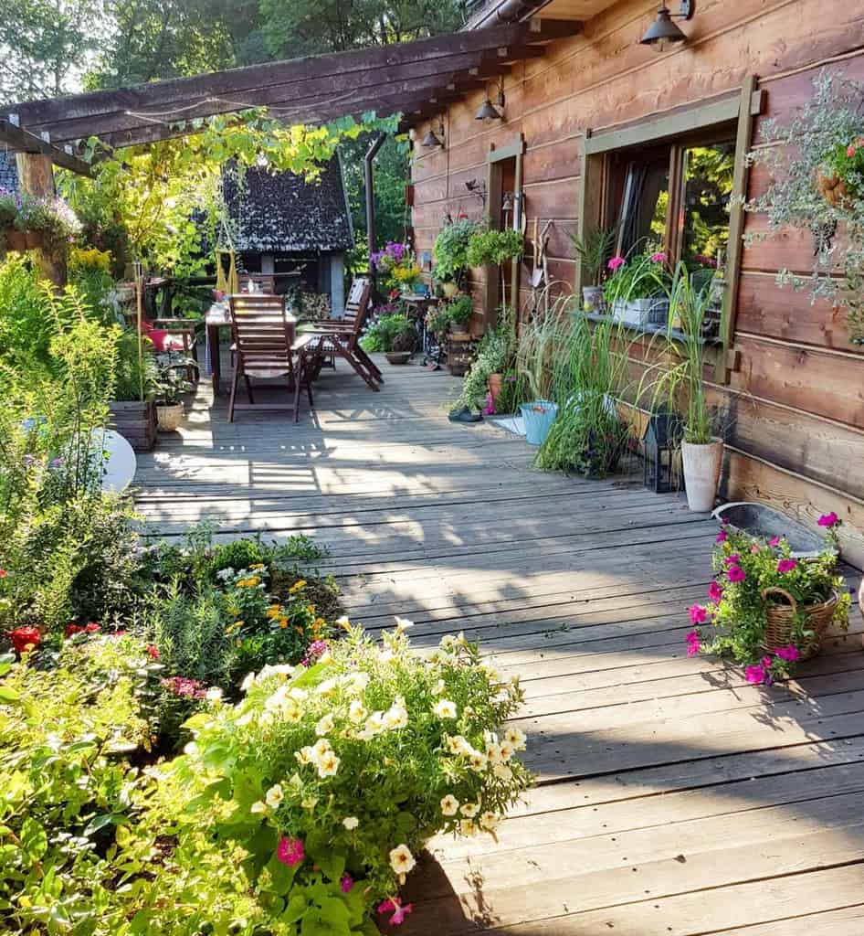 wood deck patio with pergola 