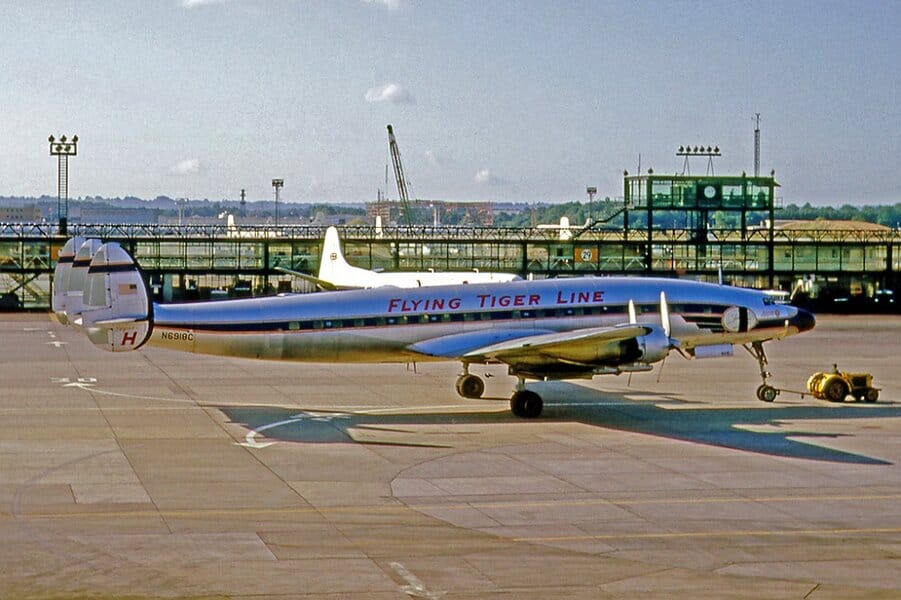 Flying Tiger Line Flight 739