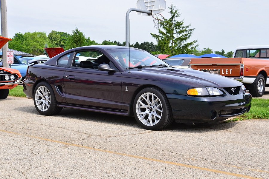 Ford Mustang SVT Cobra