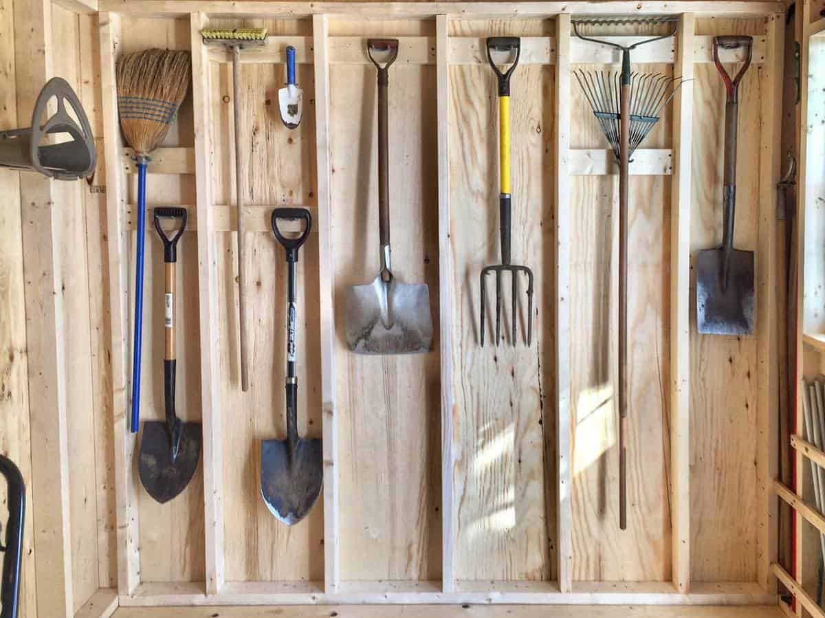Garage Tool Storage Ideas -_welcome.to.my.garden_
