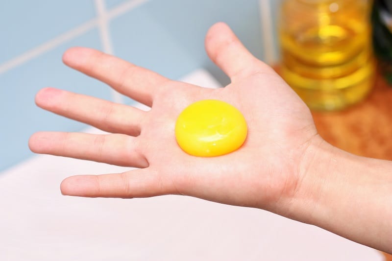 Give-Egg-Cleanses-a-Go-Hair-Tips-For-Men