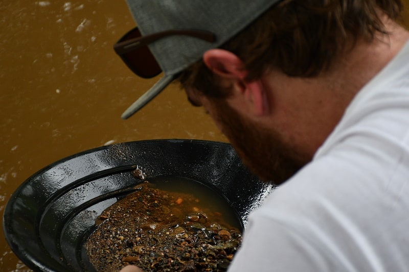 Gold-Panning-Hobbies-For-Men