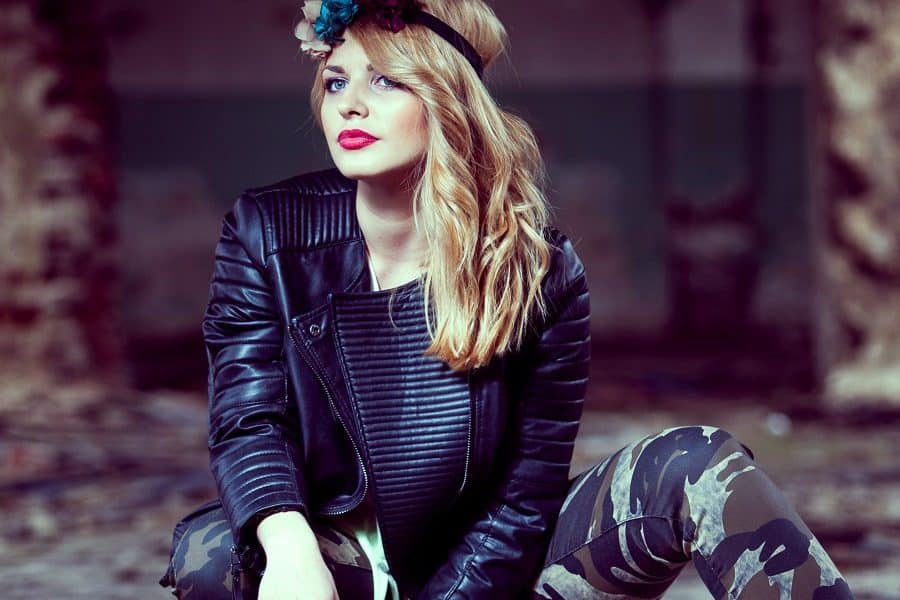 Grunge Fashion – 53 Outfit Ideas for Men and Women