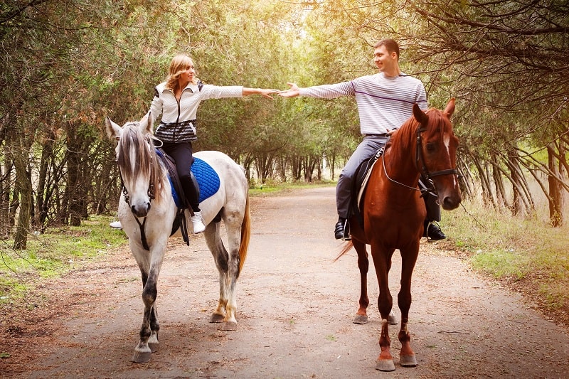 Horseback-Riding-Best-Hobbies-For-Couples