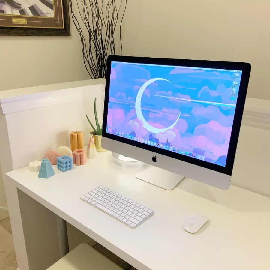 simple imac desk setup