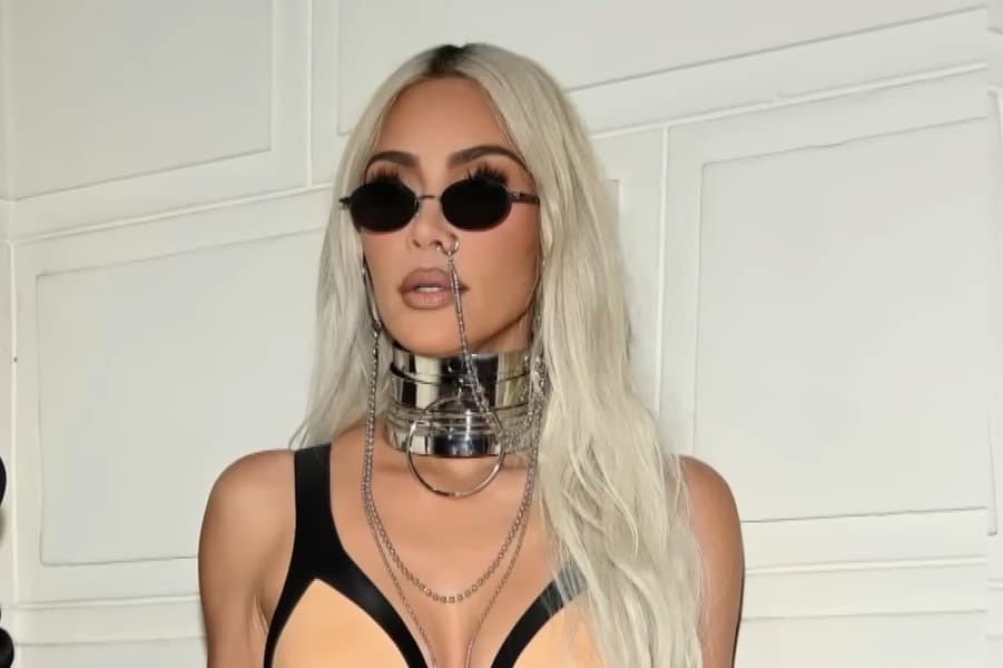 Kim Kardashian with nose pierced