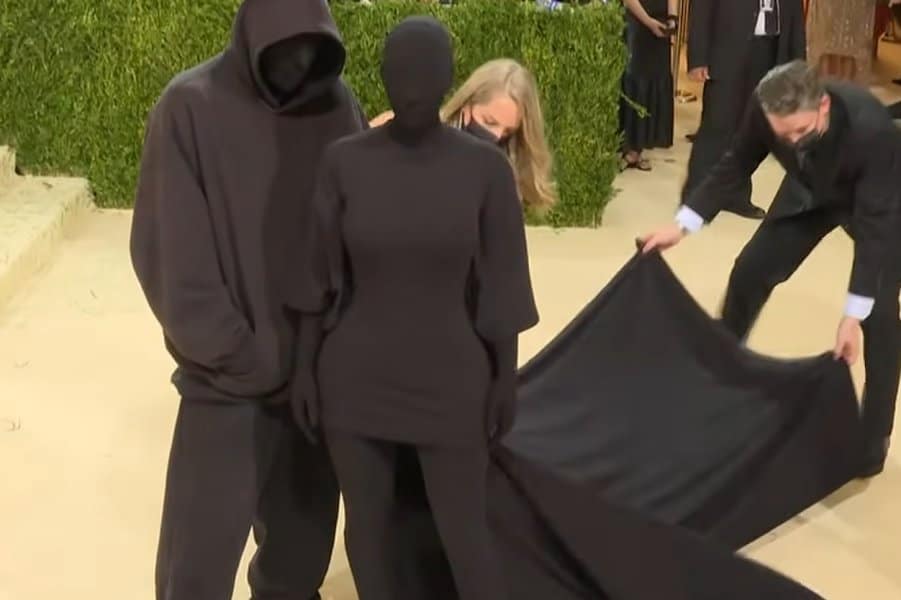 Kim Kardashian's All-Black Ensemble