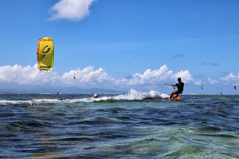 Kitesurfing Hobbies Every Man Should Try