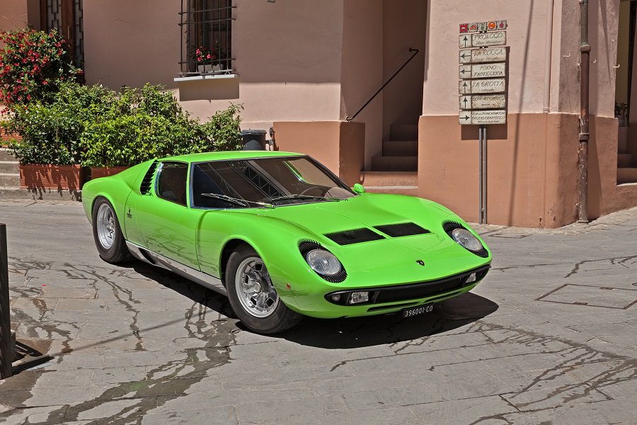 Lamborghini Miura