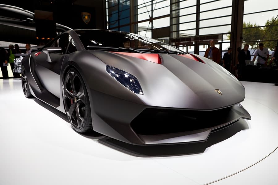 Lamborghini Sesto Elemento