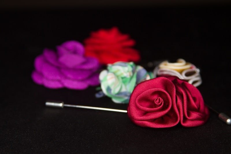 Assorted,Flower,Men’s,Lapel,Pin,On,Black,Textured,Matt,Assorted