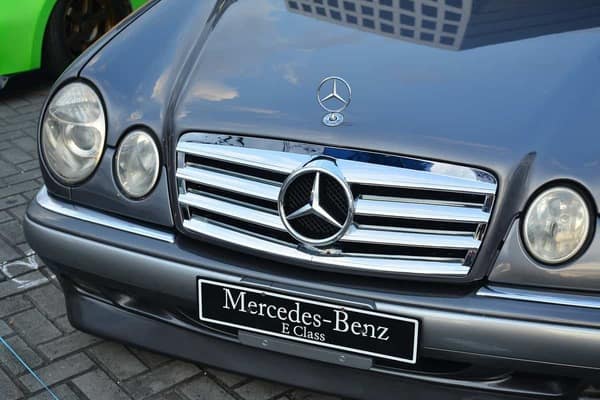 Mercedes-Benz
