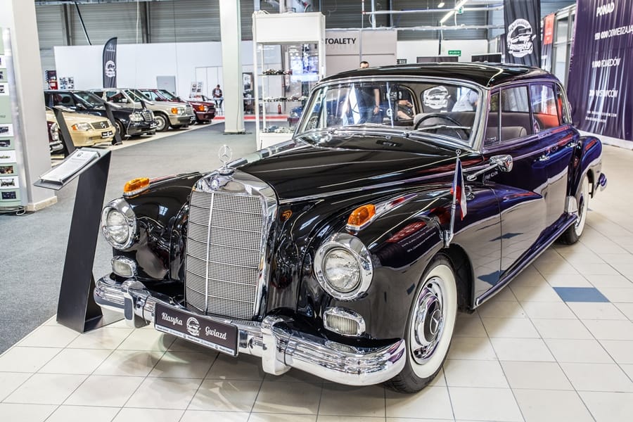 Mercedes-Benz 300D Adenauer