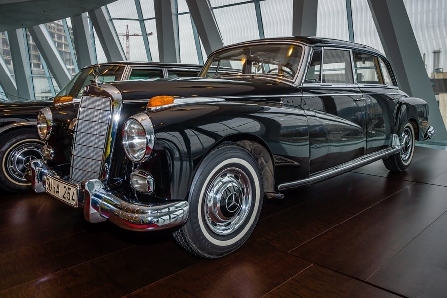 Mercedes-Benz 300D Adenauer