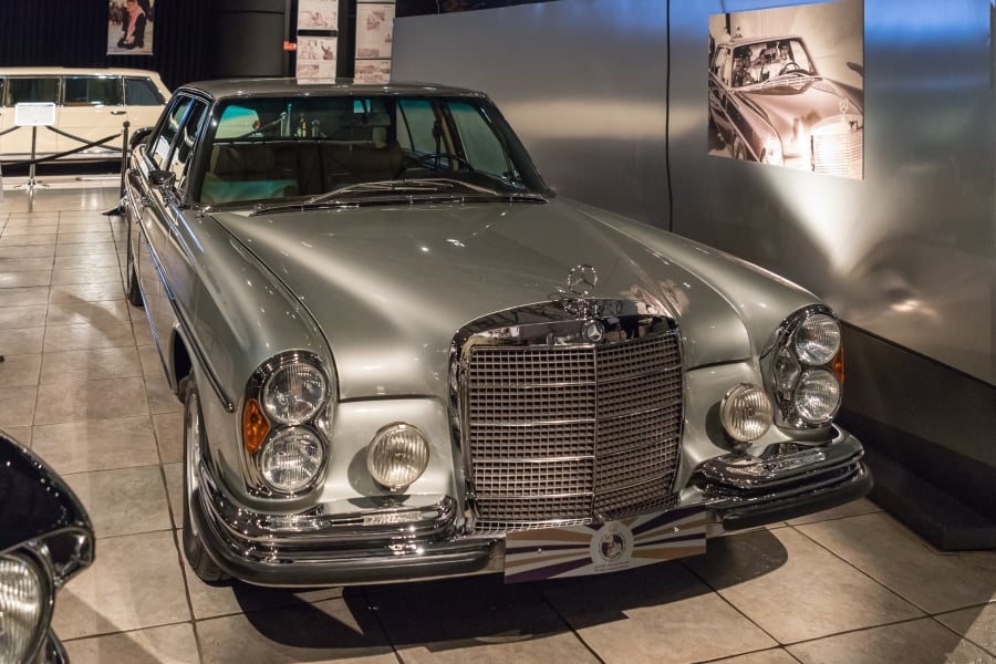 Mercedes-Benz 300SEL 6.3