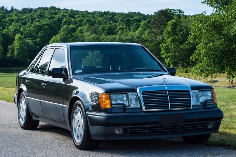 Mercedes Benz 500E