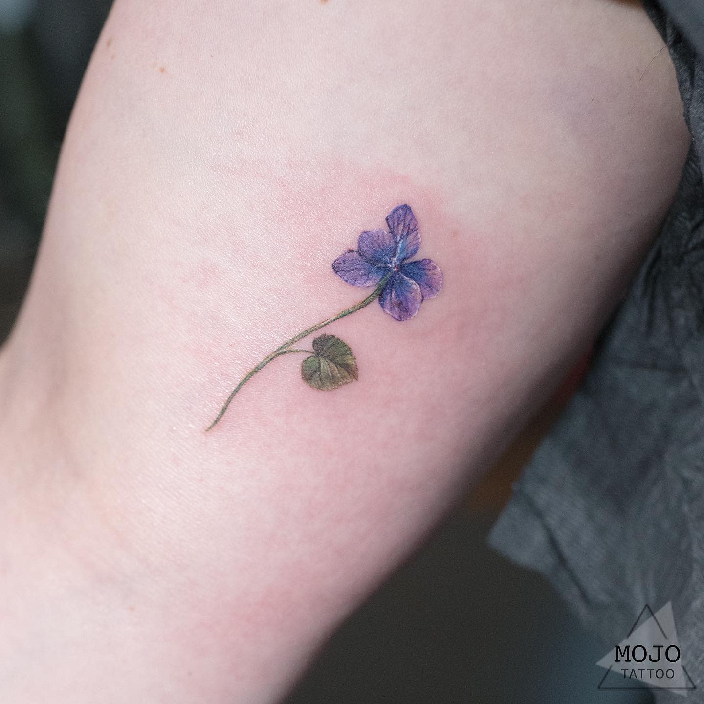 Flower Micro Tattoos -mojo_tattoo