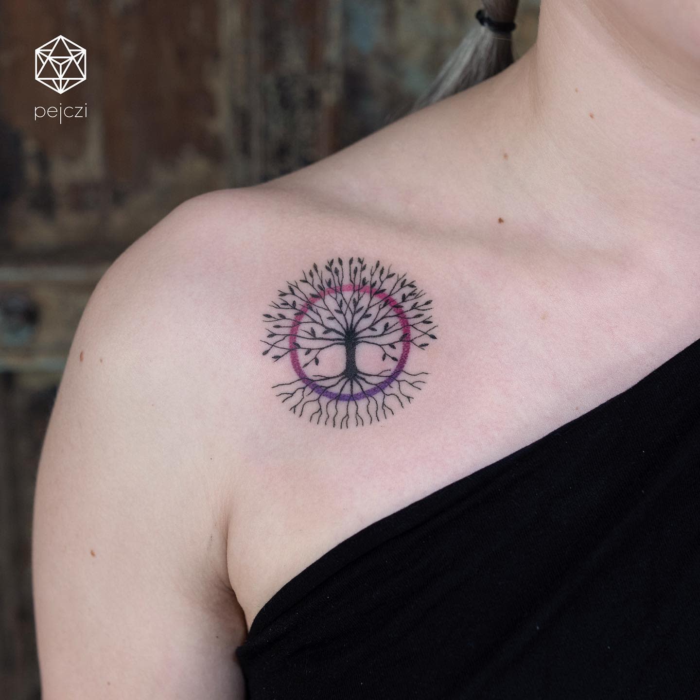 Meaningful Micro Tattoos -pejczi