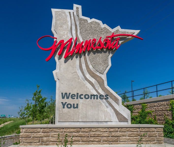 Minnesota Welcome Sign