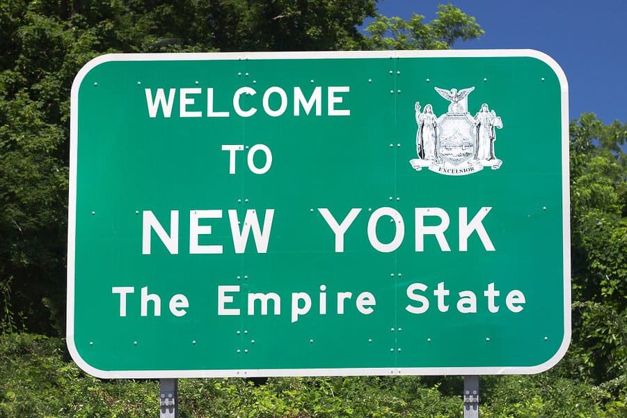 New York Welcome Sign